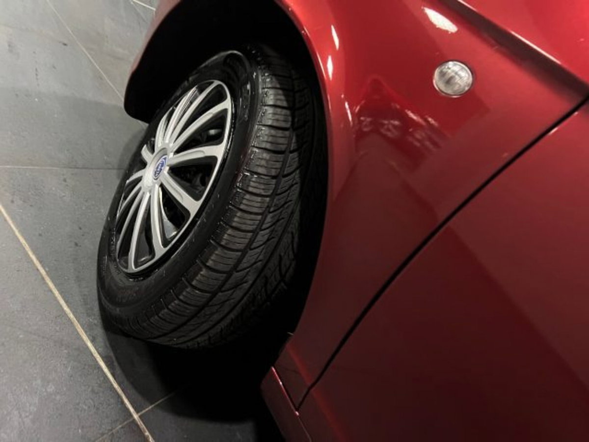 Lancia Ypsilon 1.2 Argento (14)