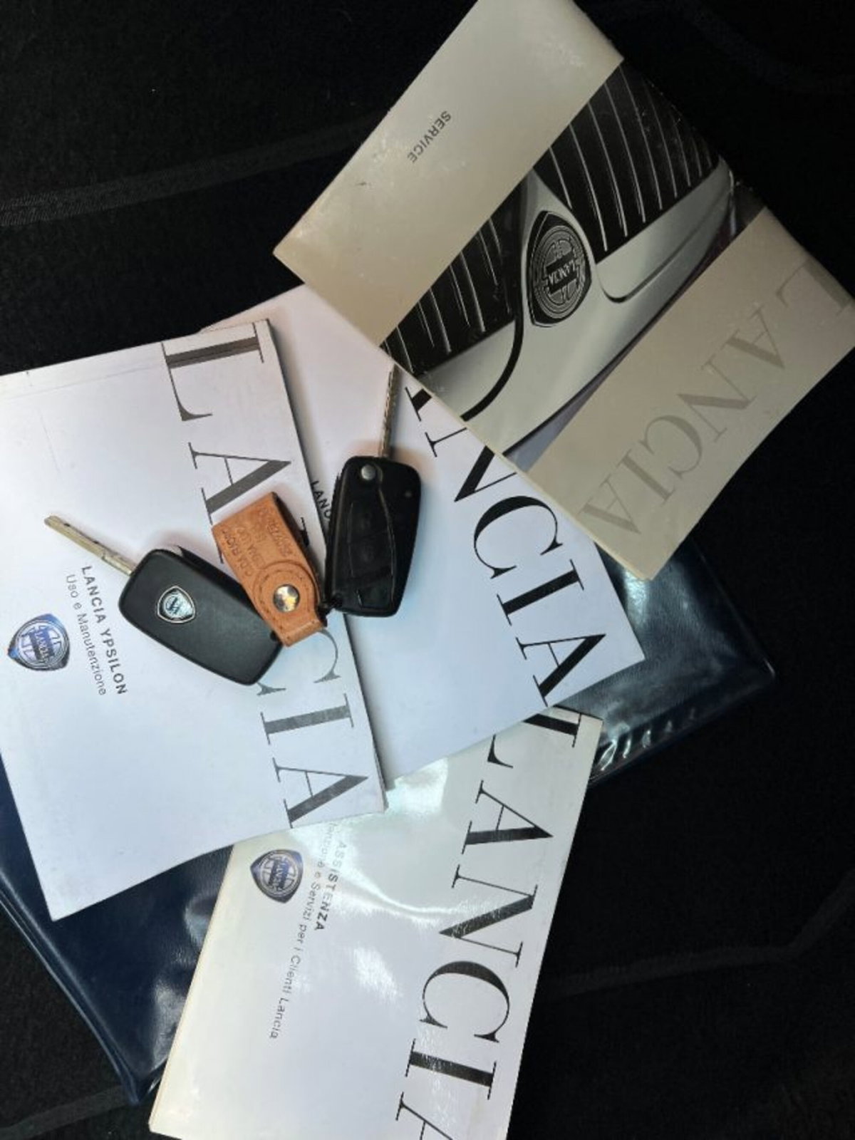 Lancia Ypsilon 1.2 Argento (9)