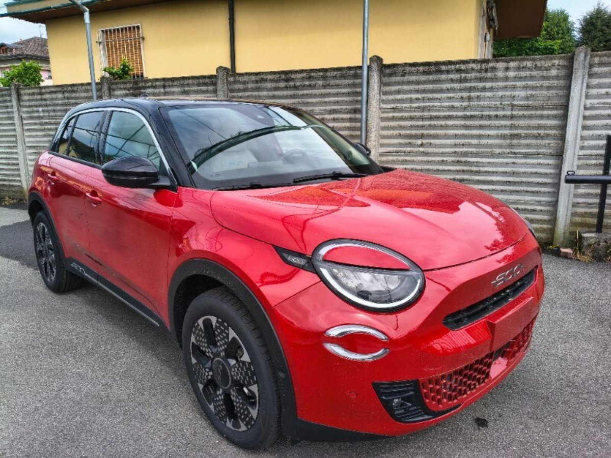Fiat 600 1.2 hybrid Business 110cv auto (3)