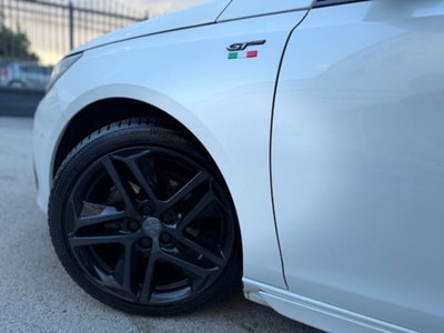 Peugeot 308 1.5 bluehdi GT s&s 130cv eat8 (12)