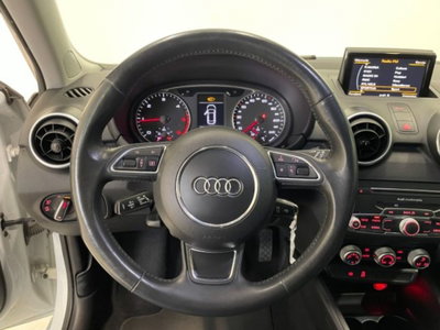 Audi A1 Sportback 1.6 TDI 116 CV Admired (16)
