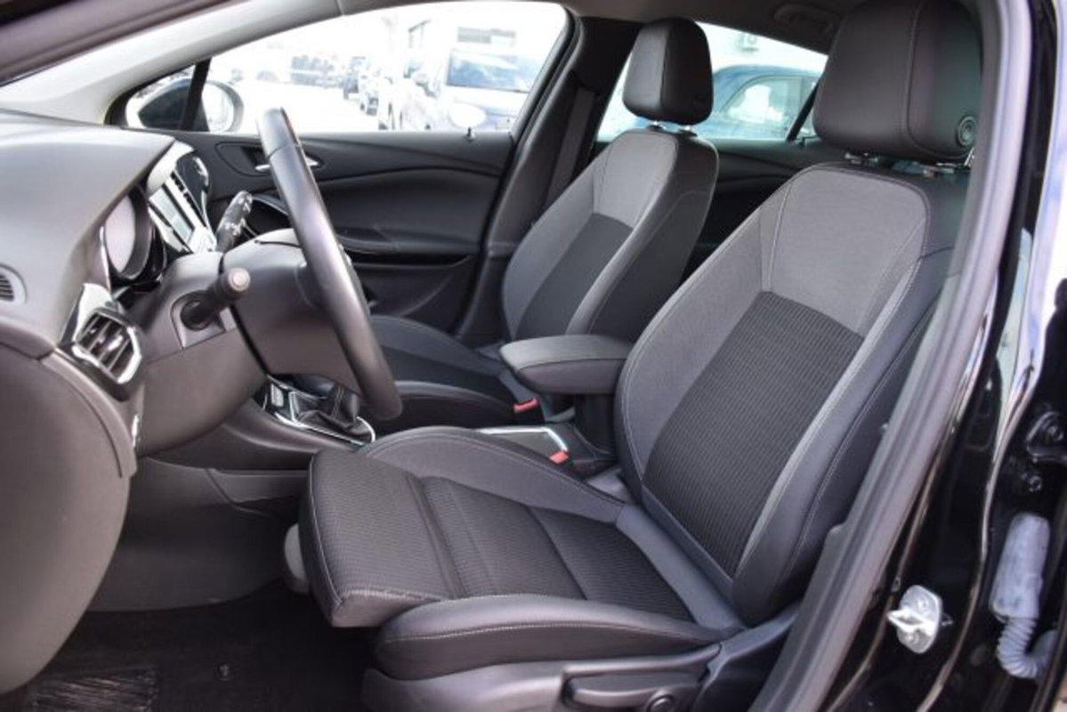 Opel Astra 1.5 CDTI 122 CV S&S 5 porte Business Elegance (6)