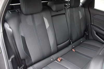 Peugeot 308 SW BlueHDi 130 S&S EAT8 Allure Pack (17)