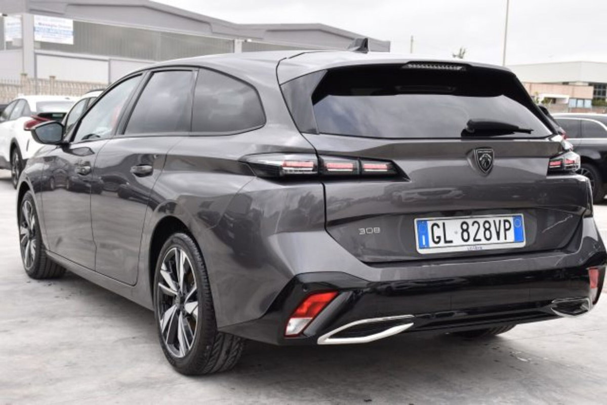 Peugeot 308 SW BlueHDi 130 S&S EAT8 Allure Pack (6)