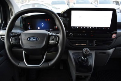 Ford Tourneo Custom 320 2.0 EcoBlue 150CV PL Titanium (16)