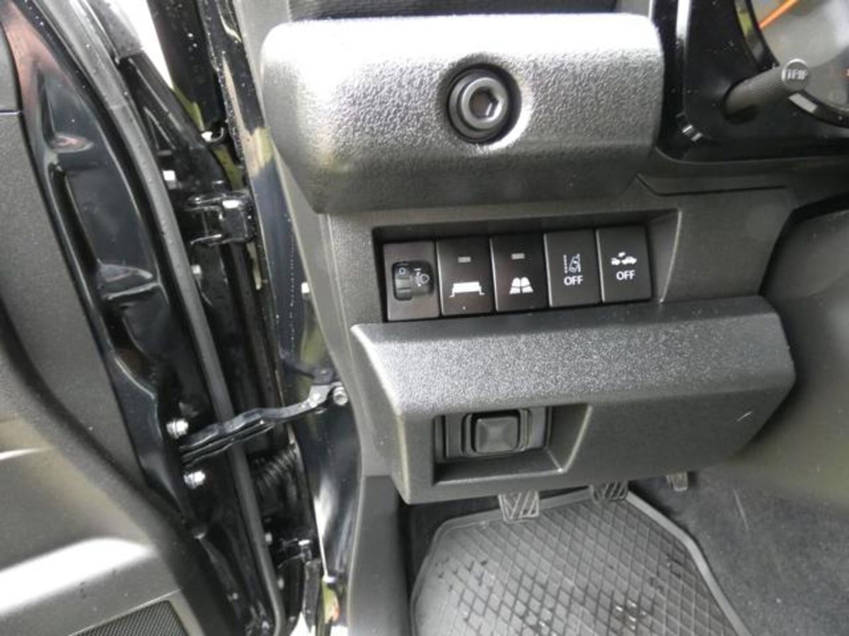 Suzuki Jimny 1.5 5MT Easy PRO (N1) (11)
