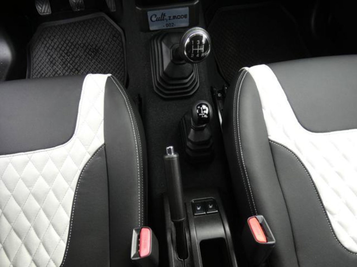 Suzuki Jimny 1.5 5MT Easy PRO (N1) (18)