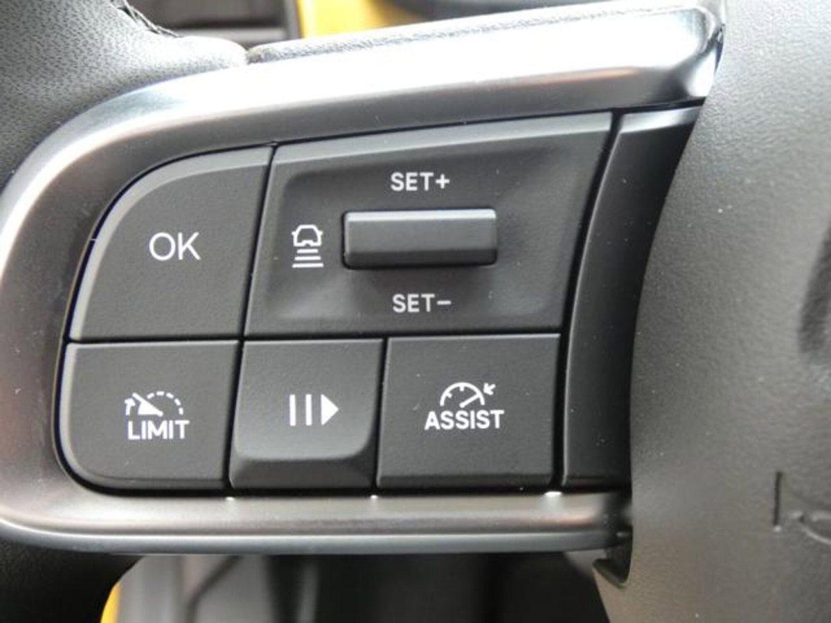 Jeep Avenger full-electric Black Edition fwd 156cv auto (13)