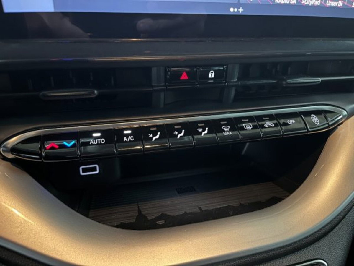 Fiat 500e Icon Berlina 42 kWh (16)