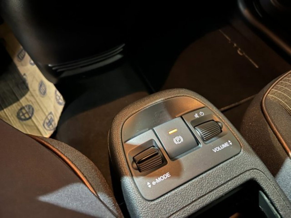 Fiat 500e Icon Berlina 42 kWh (17)