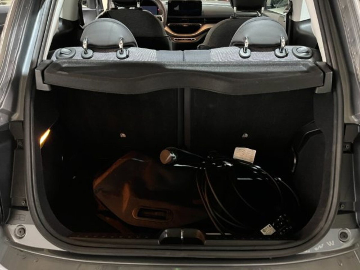 Fiat 500e Icon Berlina 42 kWh (18)