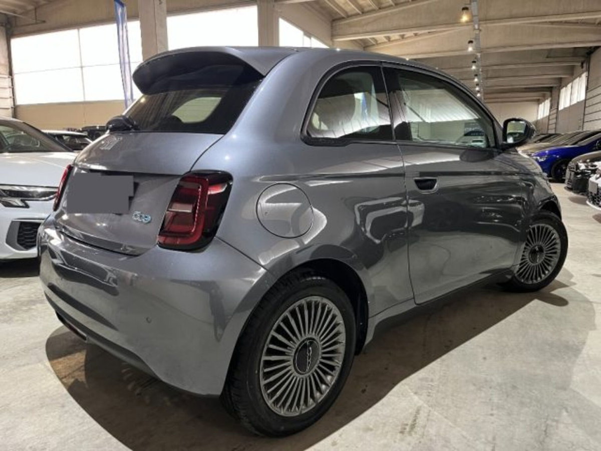 Fiat 500e Icon Berlina 42 kWh (4)