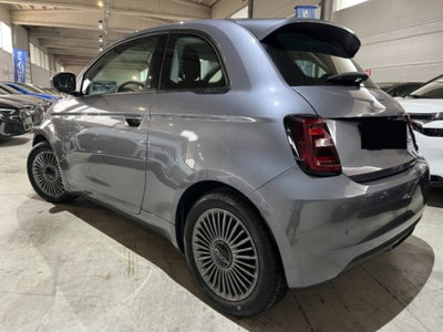 Fiat 500e Icon Berlina 42 kWh (7)