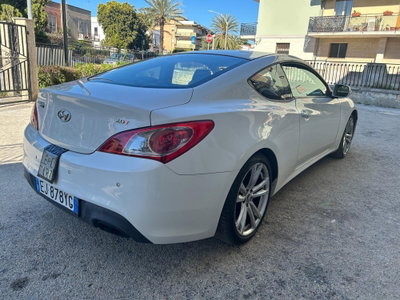 Hyundai Genesis Coupe 2.0 Turbo Sport (6)
