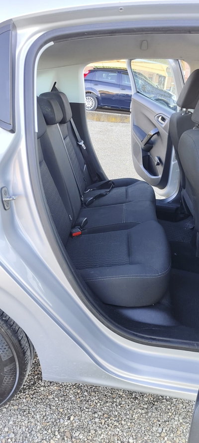 Peugeot 208 82 5p. GPL Access (19)
