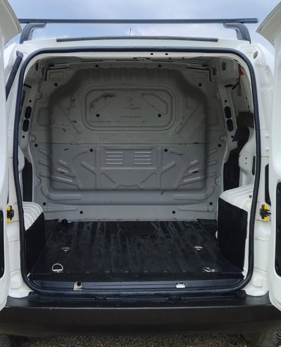Fiat Fiorino 1.3 MJT 80CV Combinato (15)