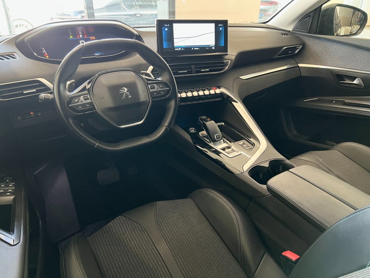 Peugeot 3008 BlueHDi 130 S&S Allure (12)