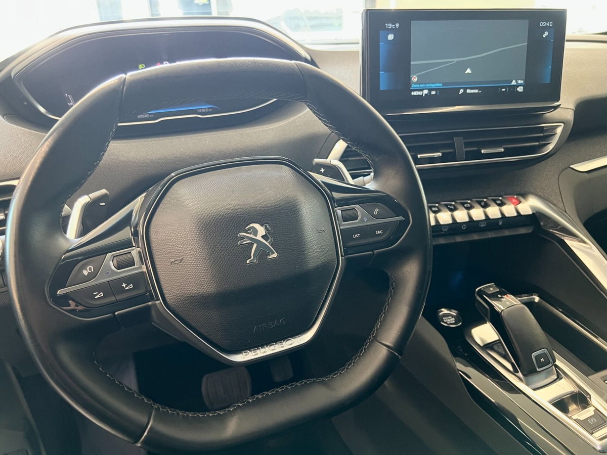 Peugeot 3008 BlueHDi 130 S&S Allure (9)