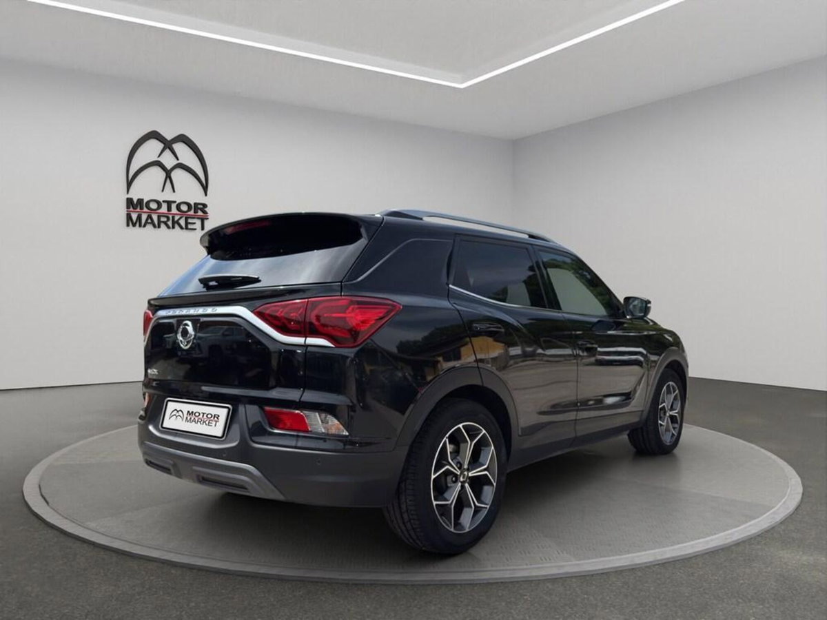 Ssangyong Korando 1.6 Diesel 2WD Icon (7)