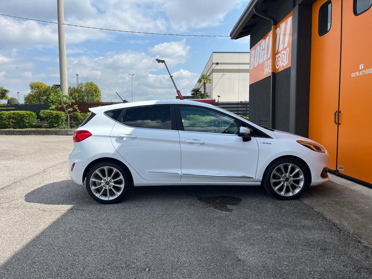 Ford Fiesta 1.0 Ecoboost 100 CV aut. 5 porte Vignale (2)