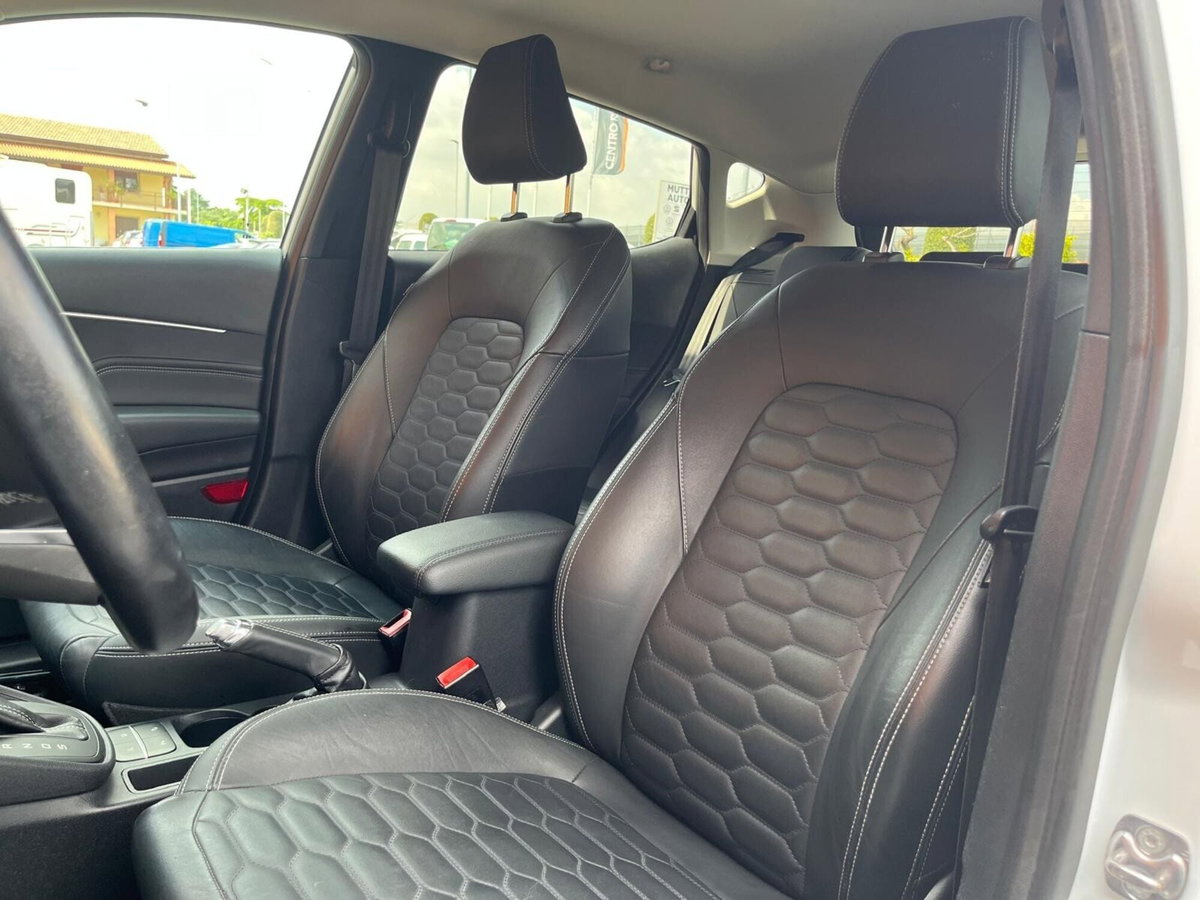 Ford Fiesta 1.0 Ecoboost 100 CV aut. 5 porte Vignale (9)