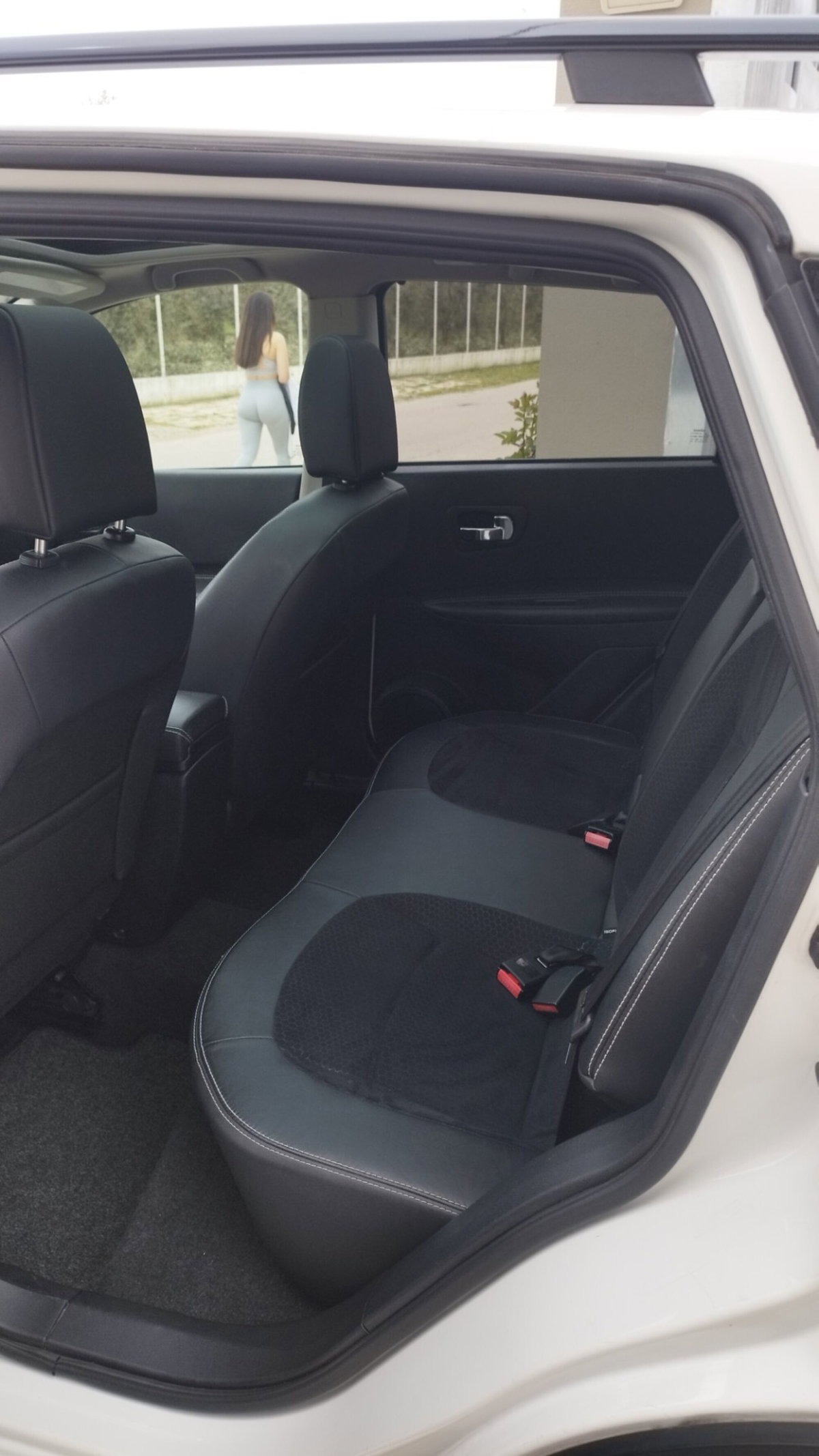 Nissan Qashqai 1.5 dCi DPF Tekna (14)