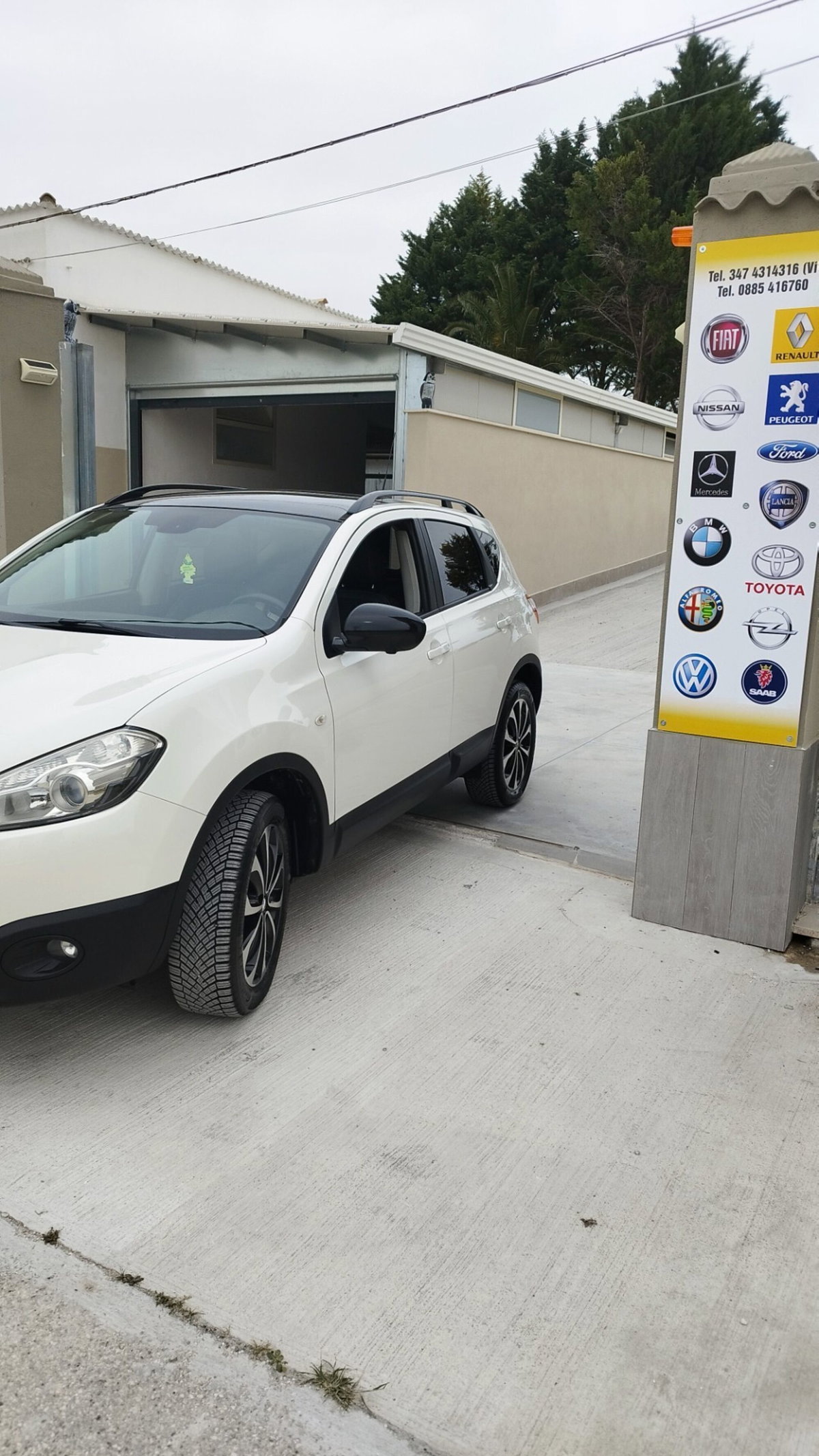 Nissan Qashqai 1.5 dCi DPF Tekna (2)