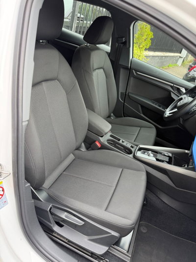 Audi A3 Sportback 35 TFSI S tronic Business Advanced (13)