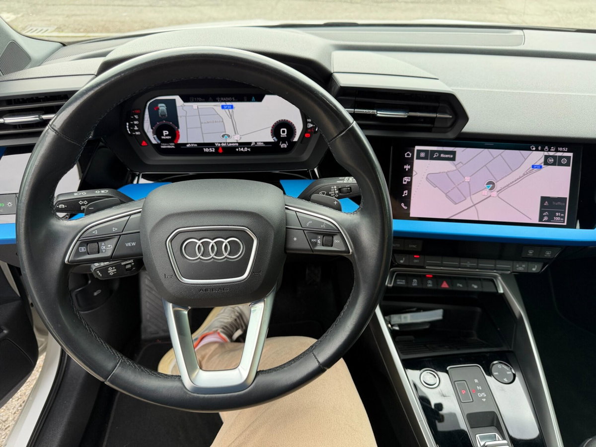Audi A3 Sportback 35 TFSI S tronic Business Advanced (17)
