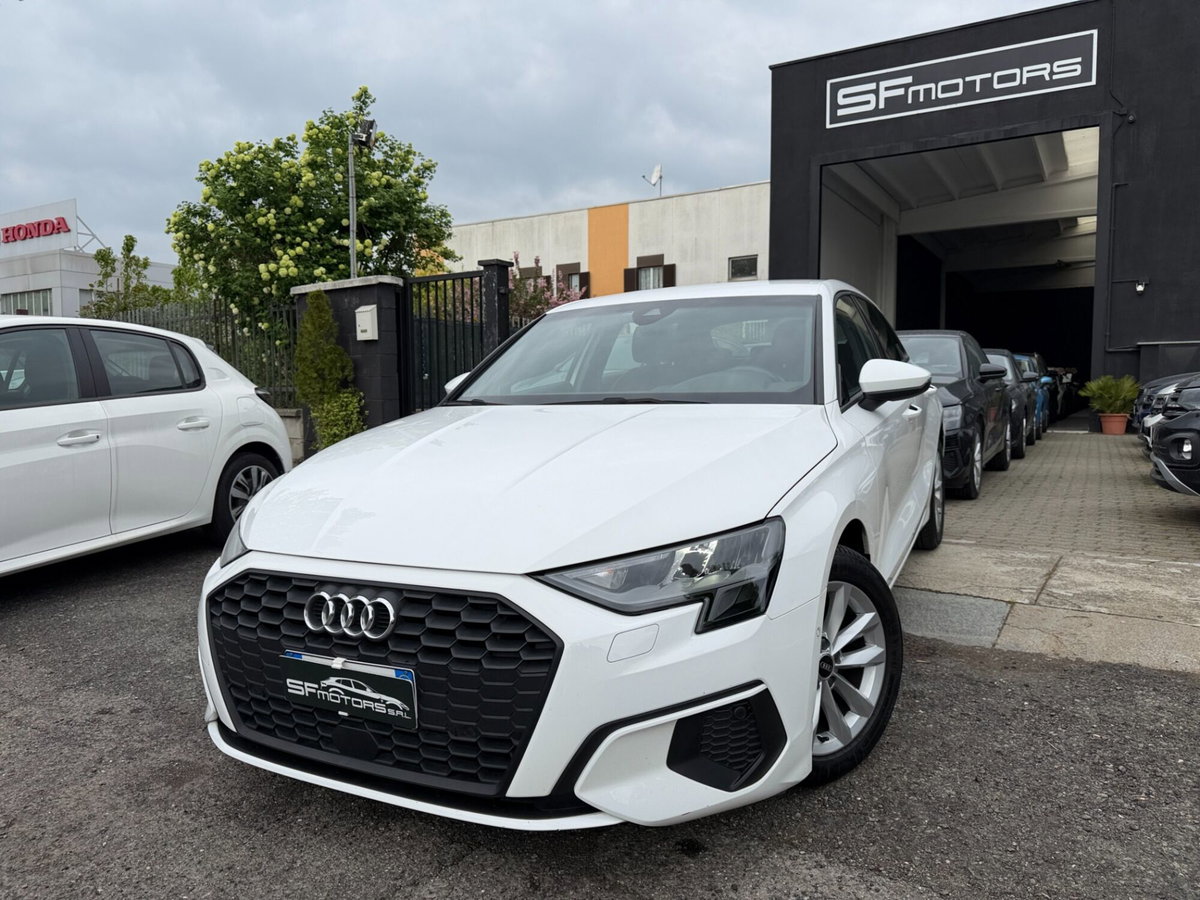 Audi A3 Sportback 35 TFSI S tronic Business Advanced (2)