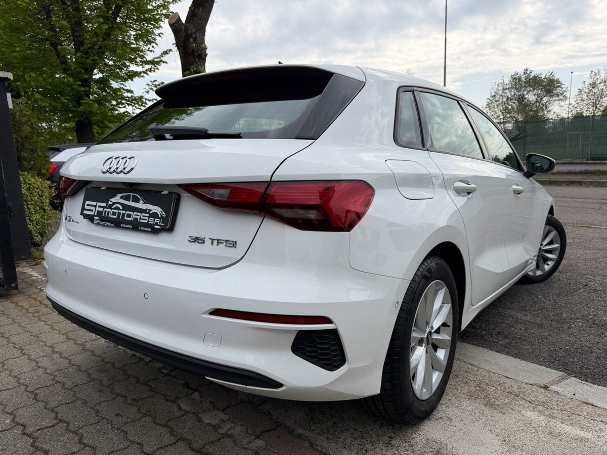 Audi A3 Sportback 35 TFSI S tronic Business Advanced (5)