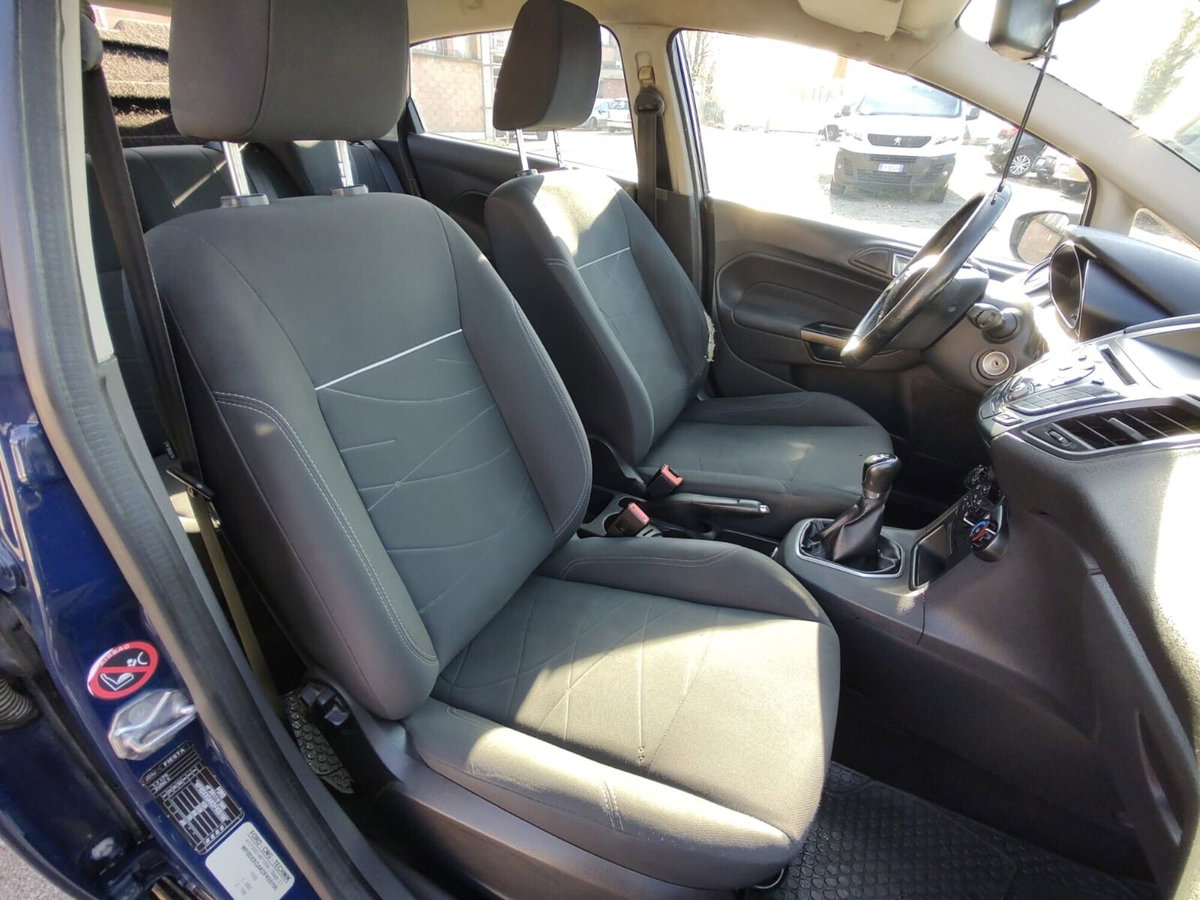 Ford Fiesta 1.4 5p. Bz.- GPL Titanium (11)