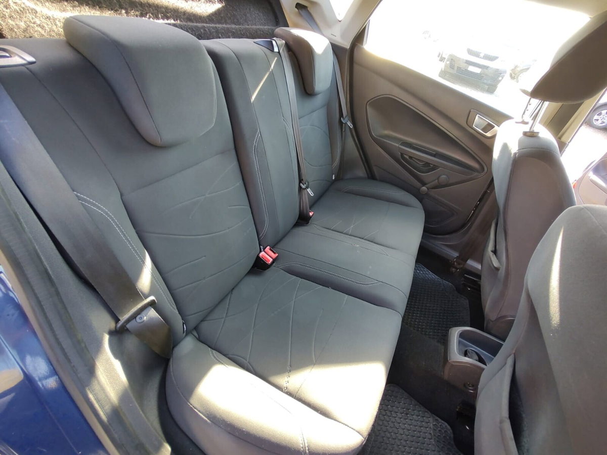 Ford Fiesta 1.4 5p. Bz.- GPL Titanium (12)