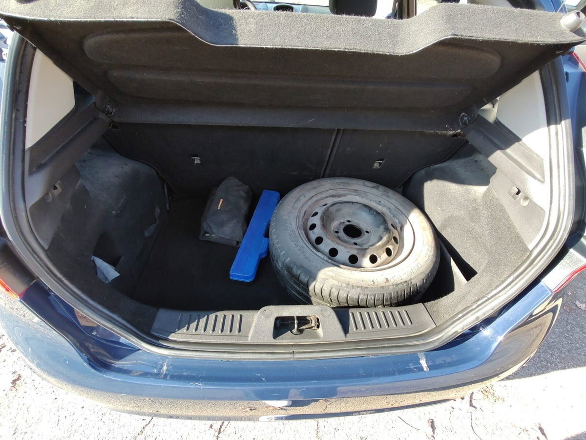 Ford Fiesta 1.4 5p. Bz.- GPL Titanium (16)