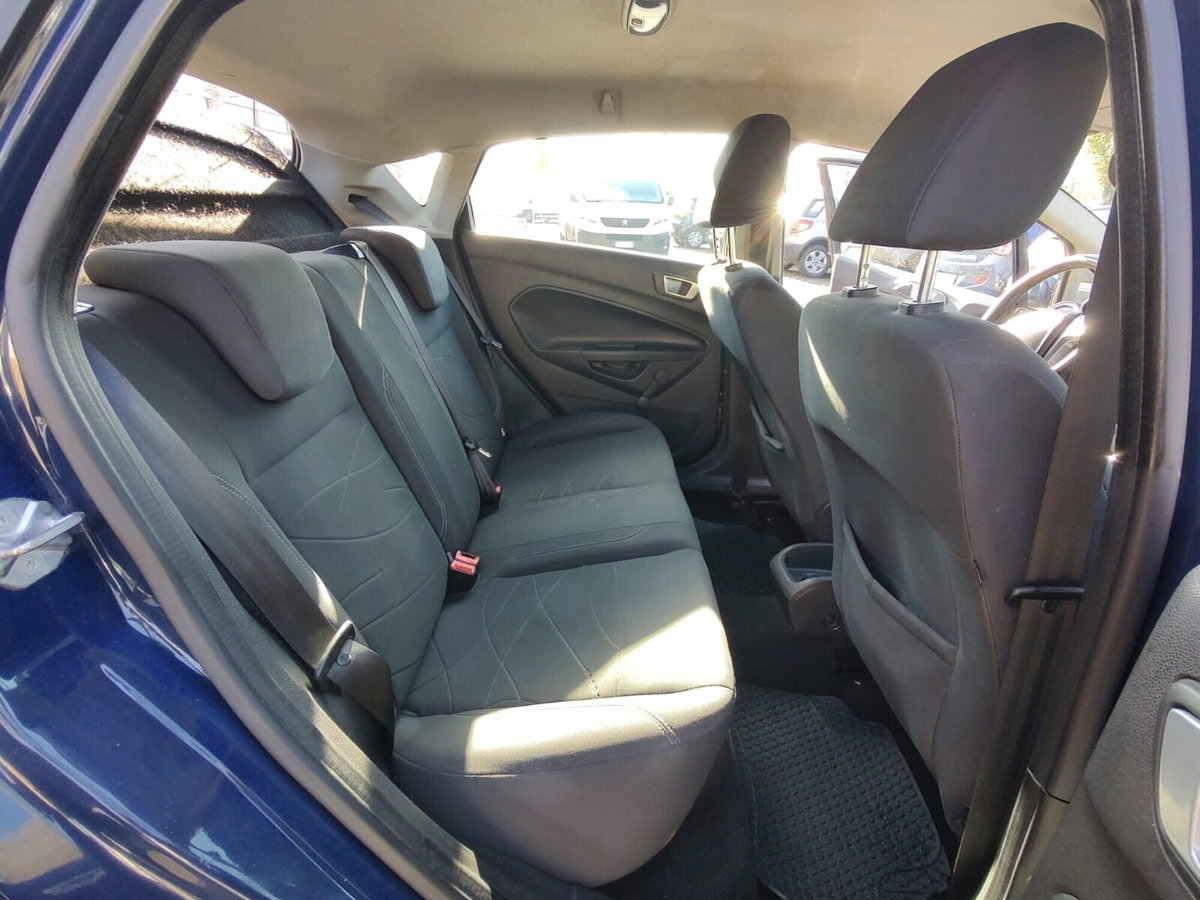 Ford Fiesta 1.4 5p. Bz.- GPL Titanium (20)