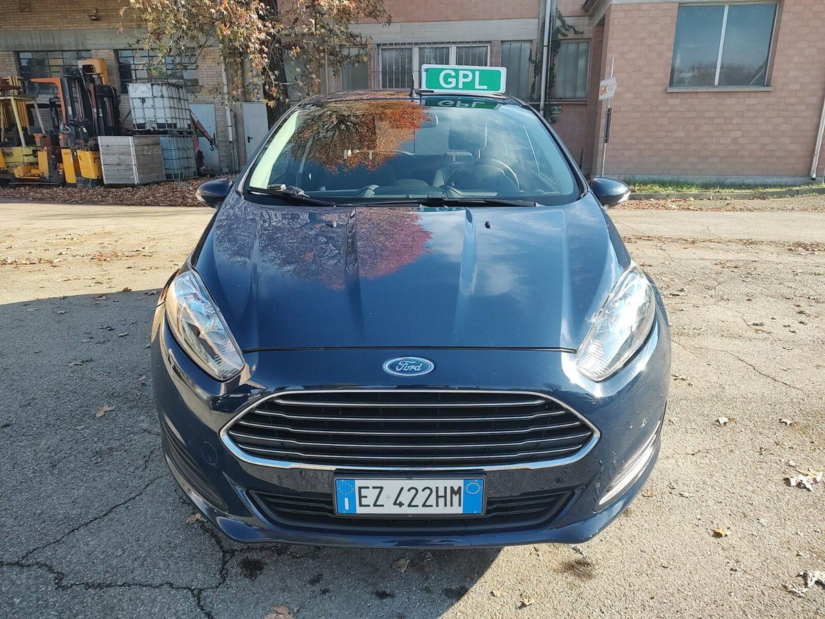 Ford Fiesta 1.4 5p. Bz.- GPL Titanium (6)