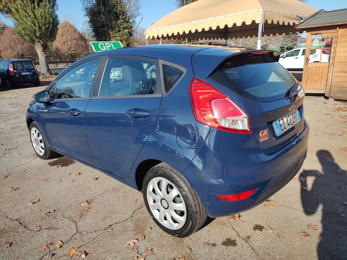 Ford Fiesta 1.4 5p. Bz.- GPL Titanium (8)