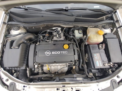 Opel Astra 1.6 115CV 5 porte Cosmo (15)