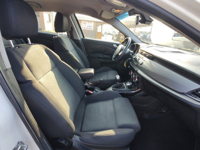 Alfa Romeo Giulietta 1.4 Turbo Distinctive Gpl 120cv E6 (10)