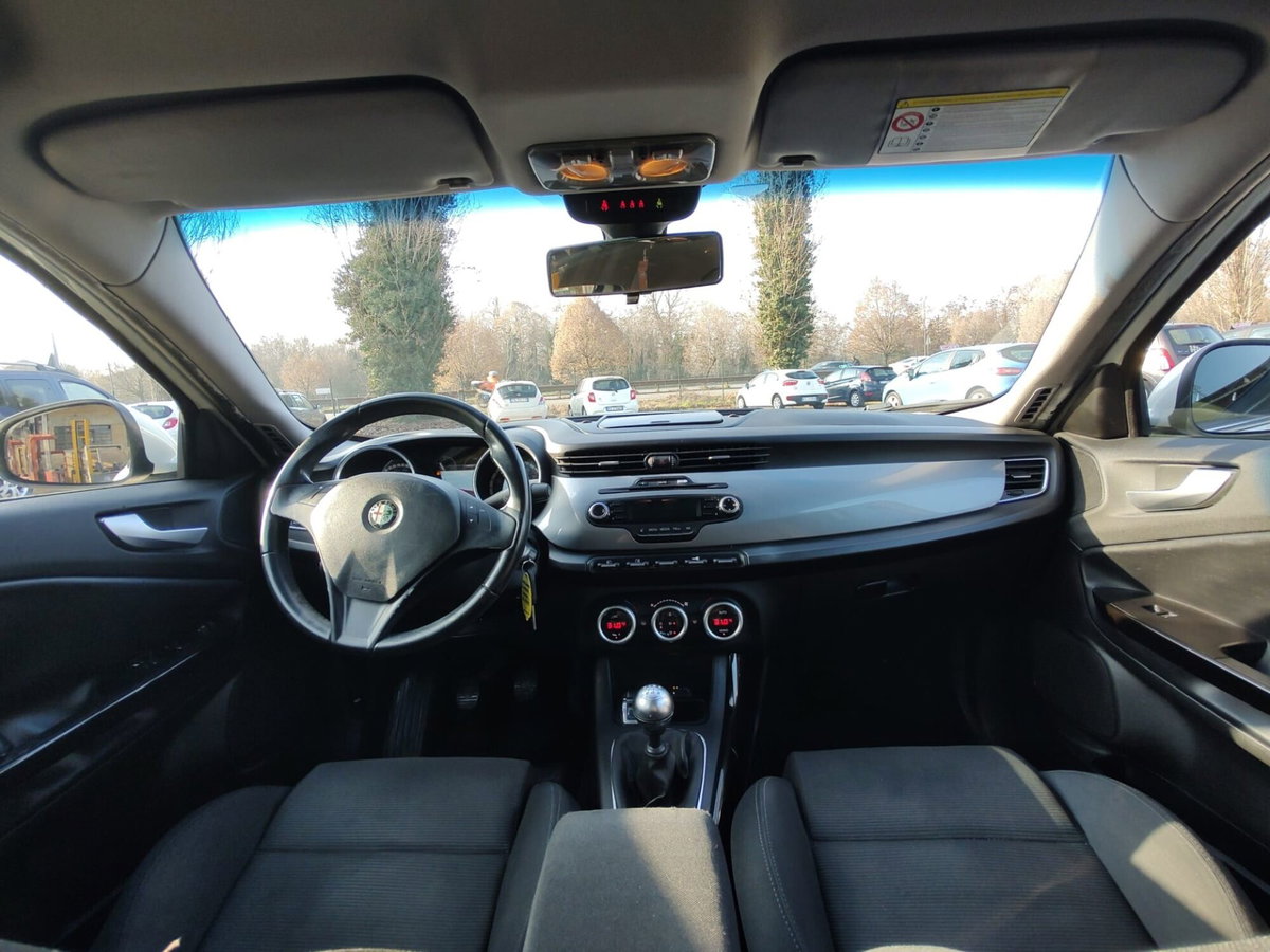 Alfa Romeo Giulietta 1.4 Turbo Progression Gpl 120cv (14)