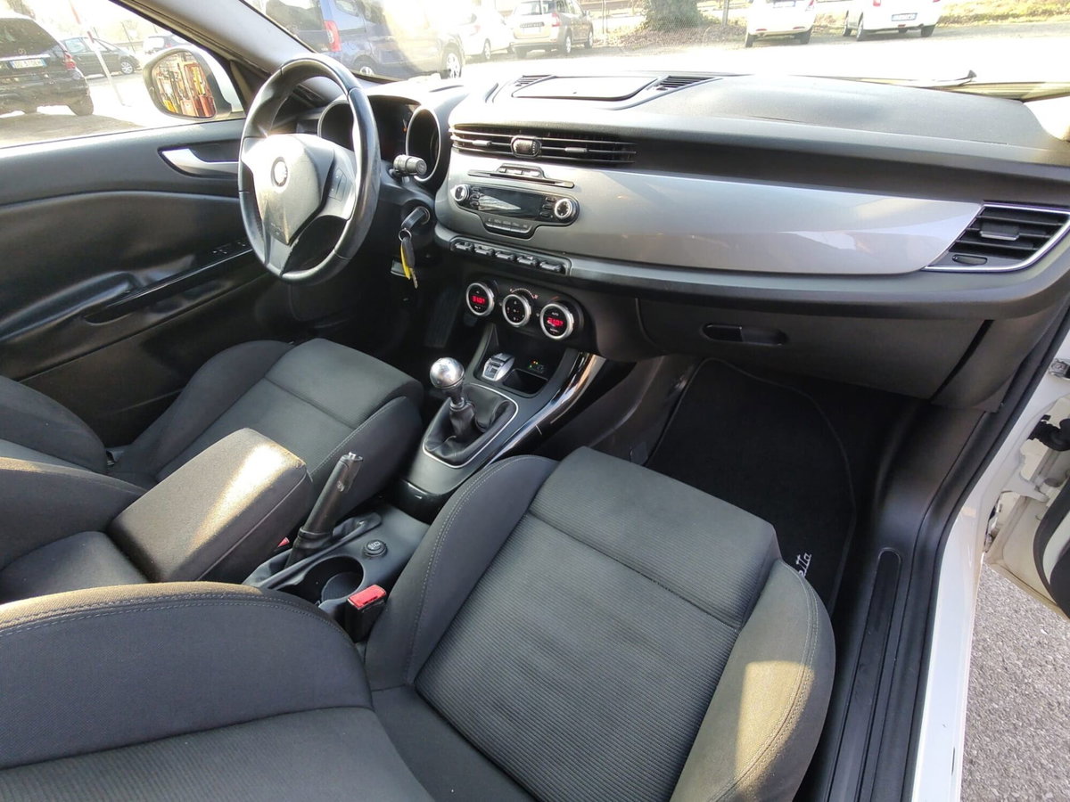Alfa Romeo Giulietta 1.4 Turbo Progression Gpl 120cv (19)