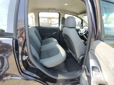 Lancia Musa 1.4 8V Ecochic (GPL) Platinum (17)