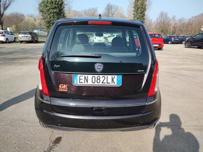 Lancia Musa 1.4 8V Ecochic (GPL) Platinum (3)