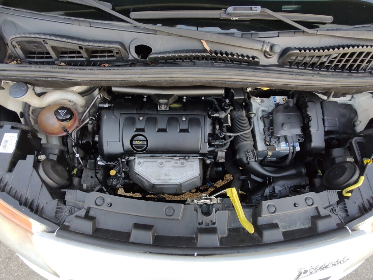 Citroen C3 Picasso 1.4 VTi 95 Exclusive Limited (14)