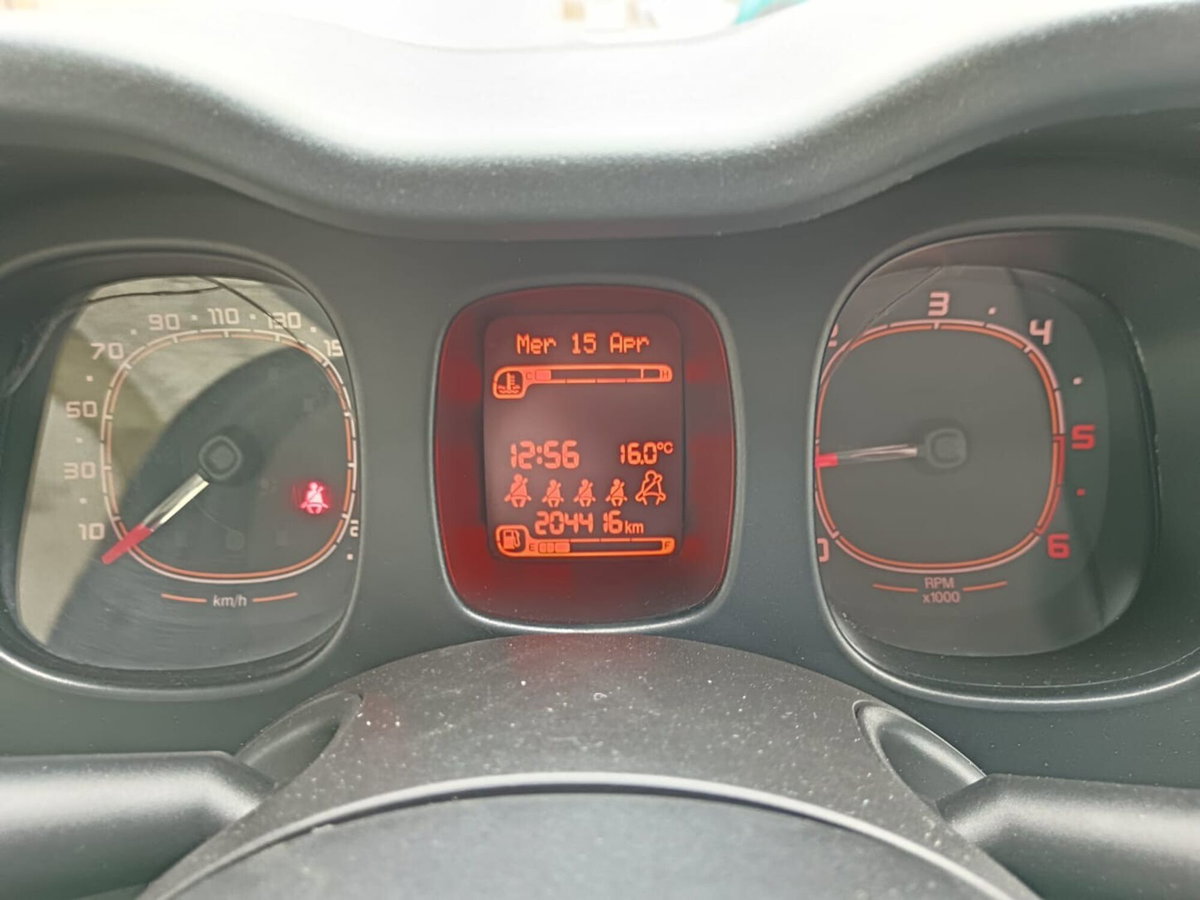 Fiat Panda 1.3 MJT 95 CV S&S 4x4 (7)