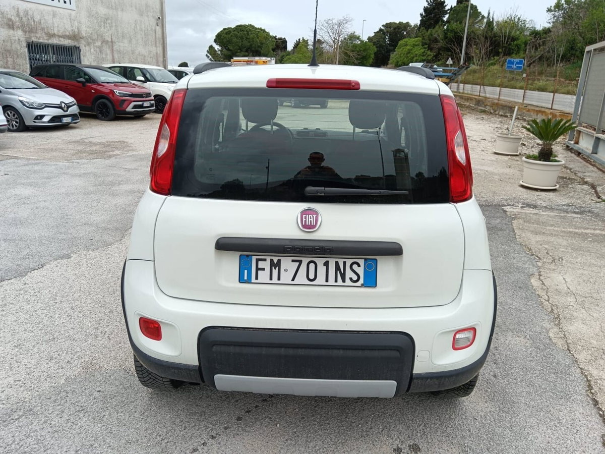 Fiat Panda 1.3 MJT 95 CV S&S 4x4 (8)