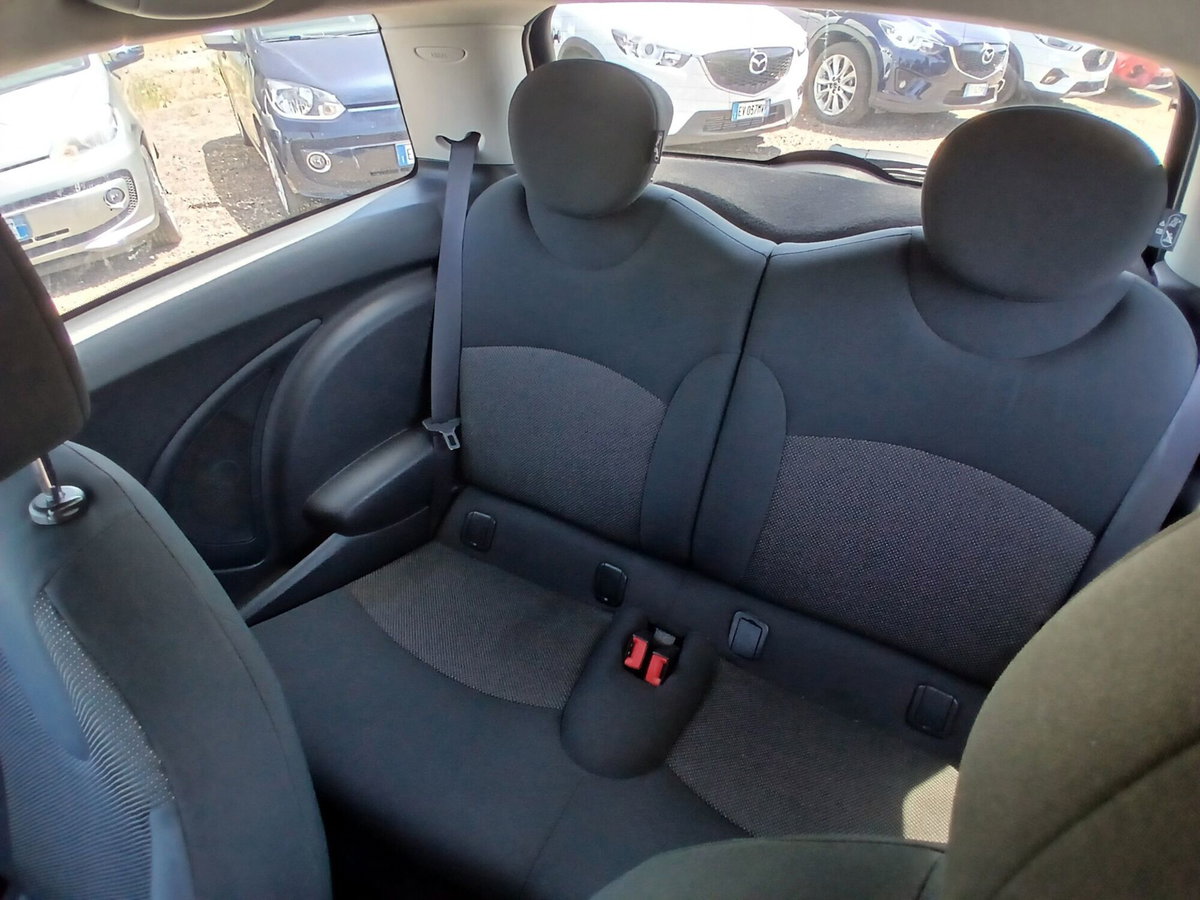 MINI Mini 1.4 16V Ray G (13)