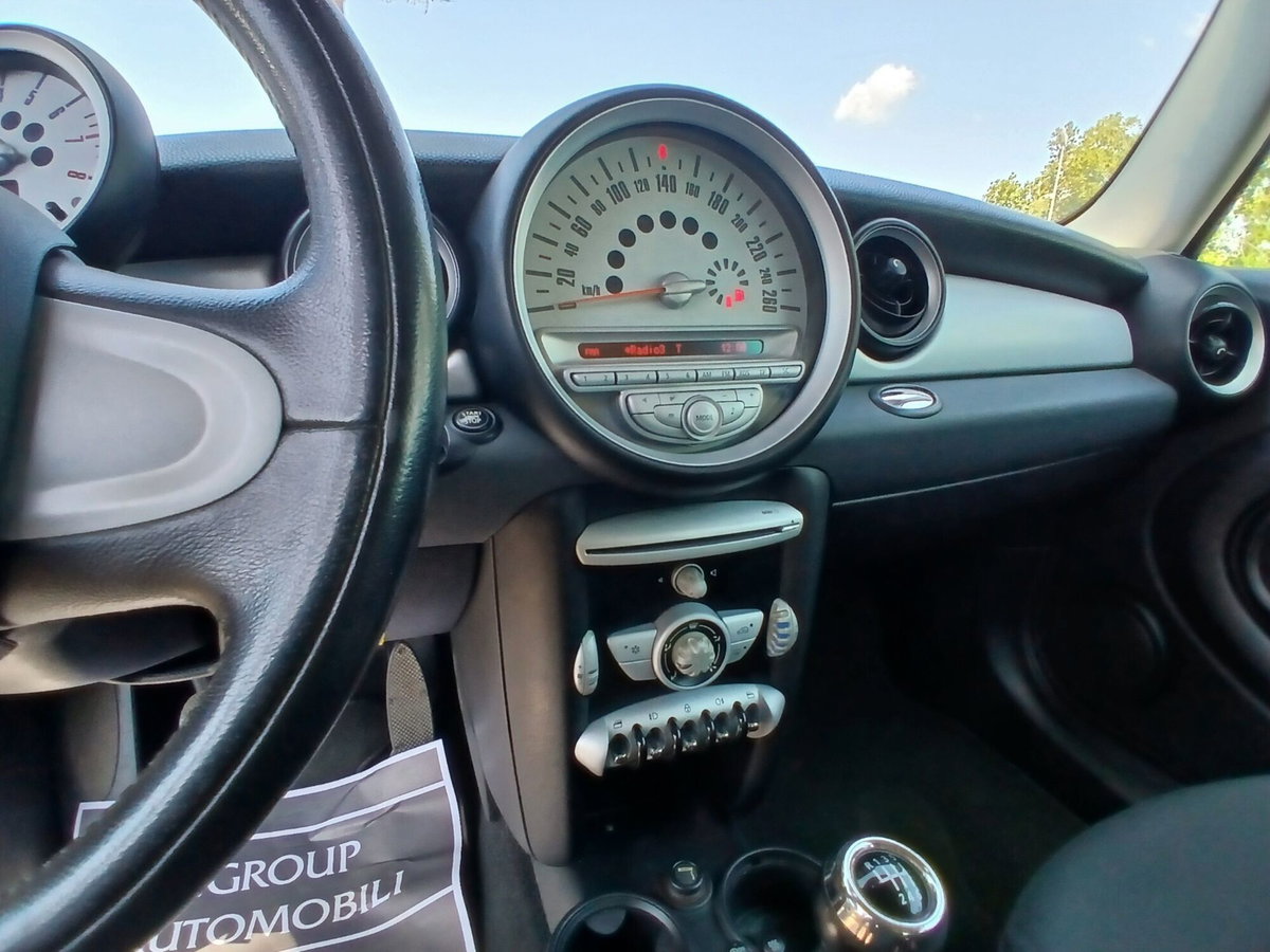 MINI Mini 1.4 16V Ray G (14)