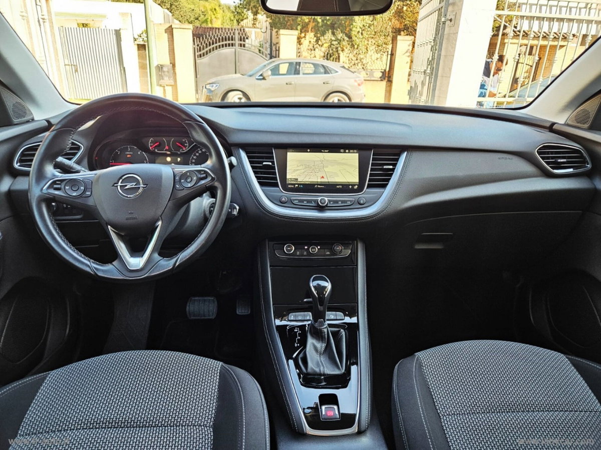 Opel Grandland 1.5 diesel Ecotec aut. (10)