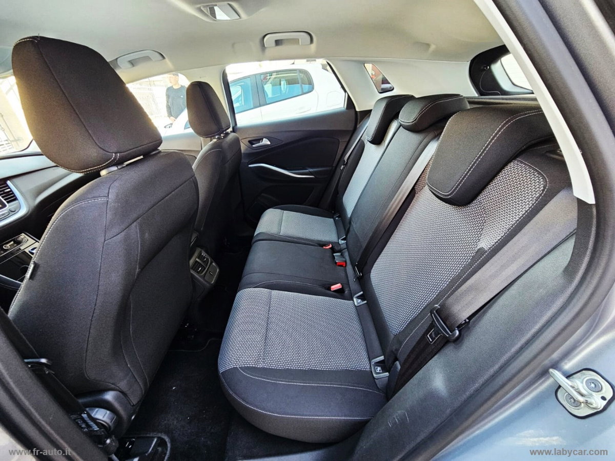 Opel Grandland 1.5 diesel Ecotec aut. (11)